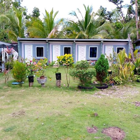 Junjals Backpackers Chalet Bohol Buitenkant foto
