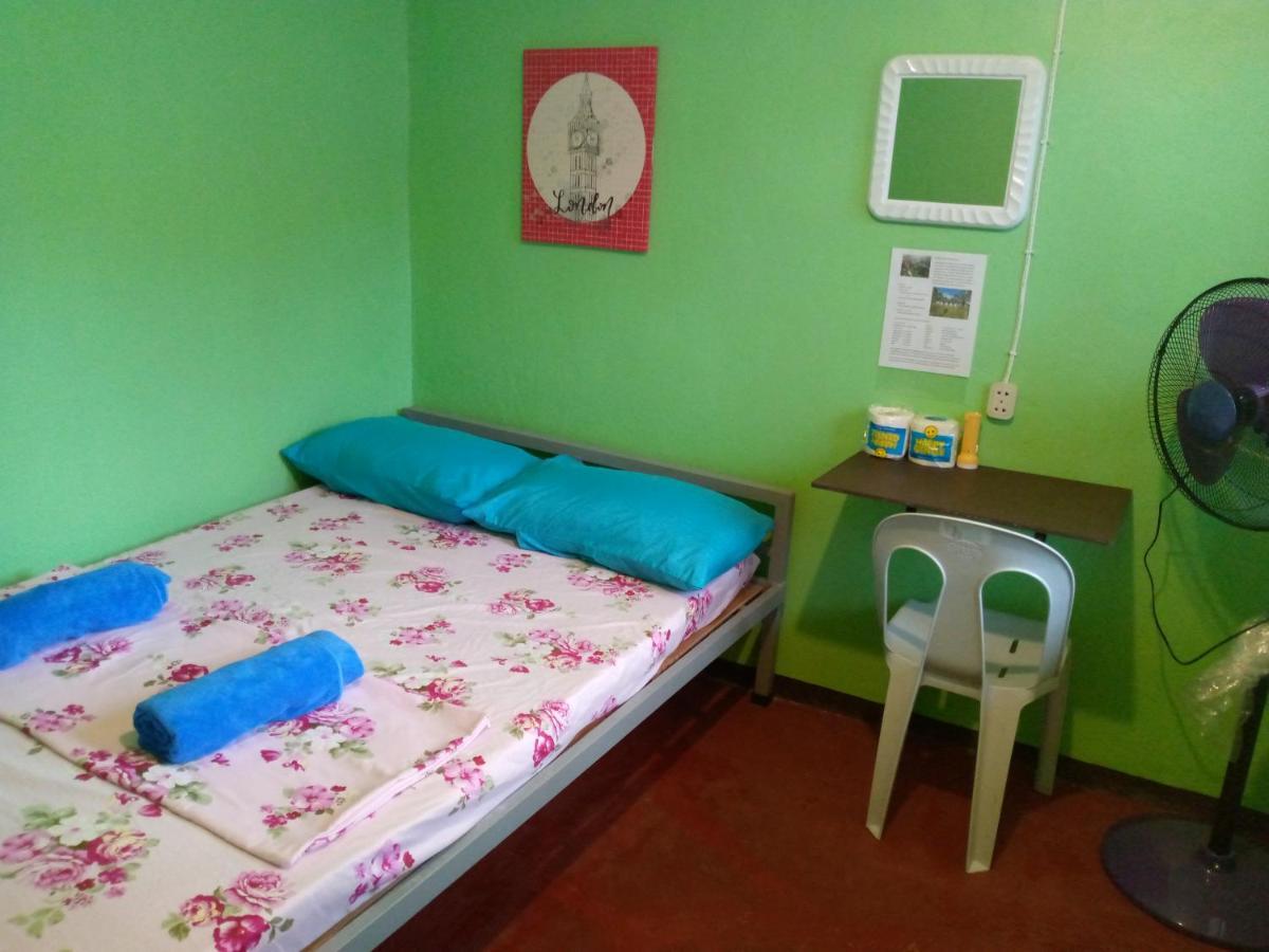 Junjals Backpackers Chalet Bohol Buitenkant foto
